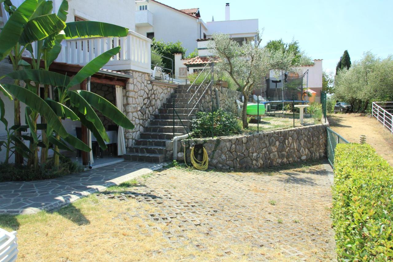 Apartmani Villa Kalinic Njivice Exterior photo