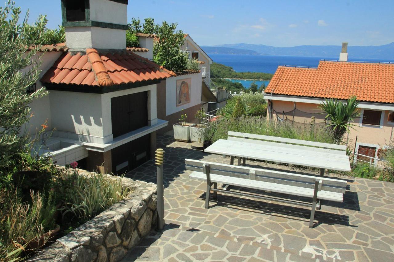 Apartmani Villa Kalinic Njivice Exterior photo