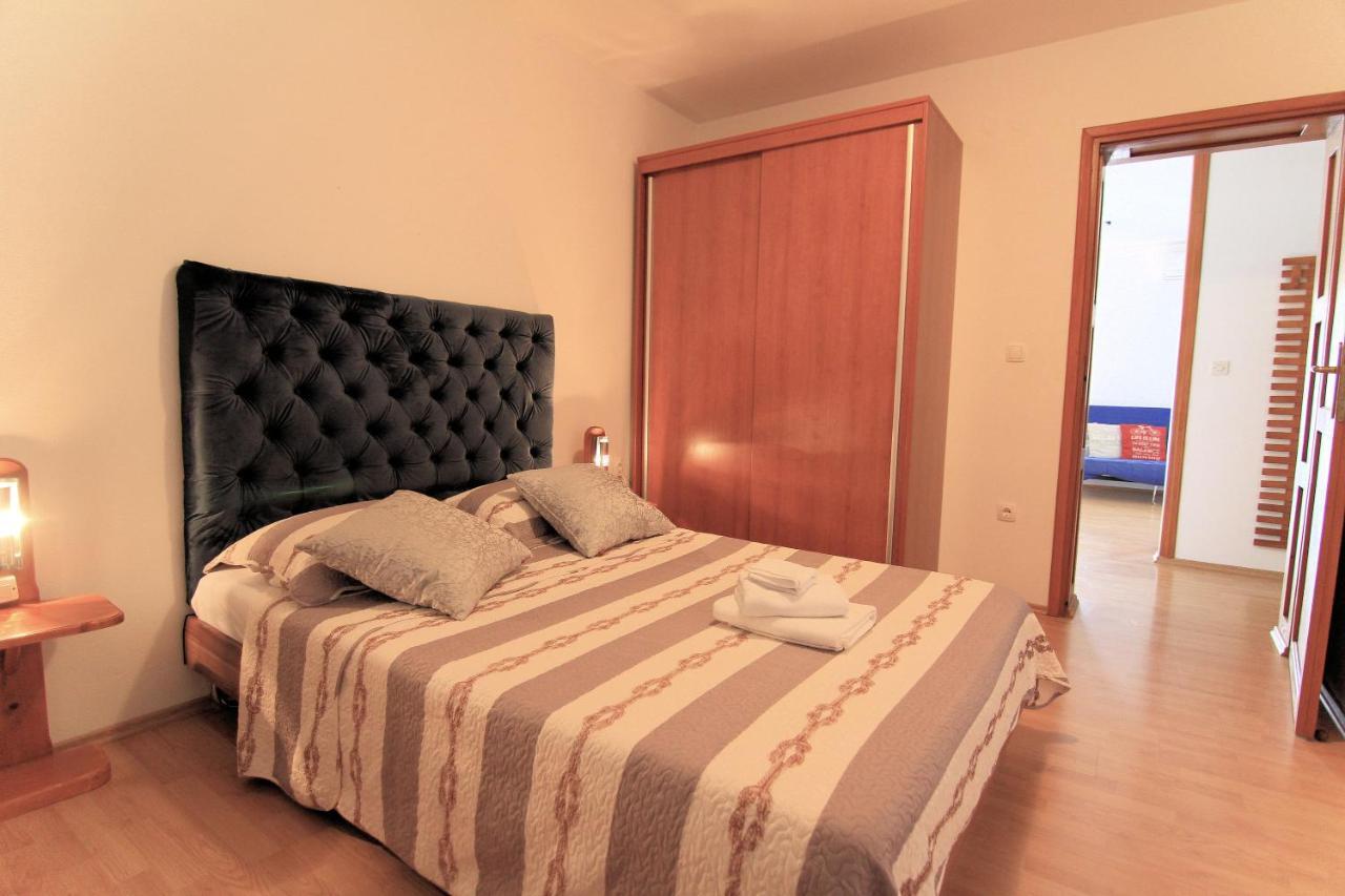 Apartmani Villa Kalinic Njivice Exterior photo